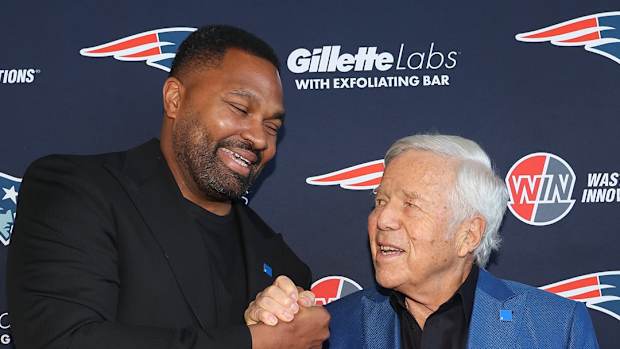 Patriots - Jerod Mayo Robert Kraft
